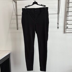 Time and Tru Women's Black Skinny Jeans